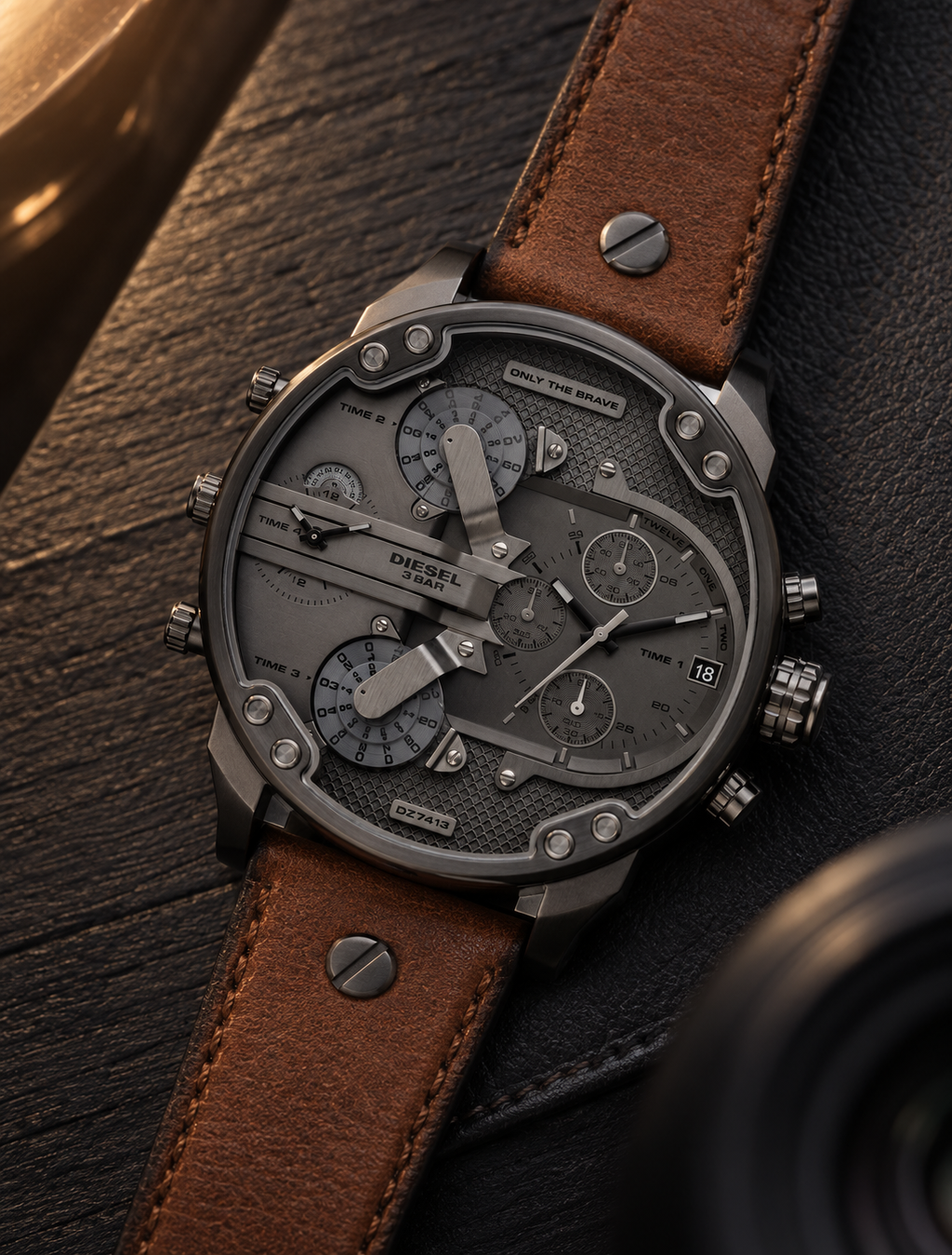Diesel DZ7413 men's watch — 06_wood_leather.png