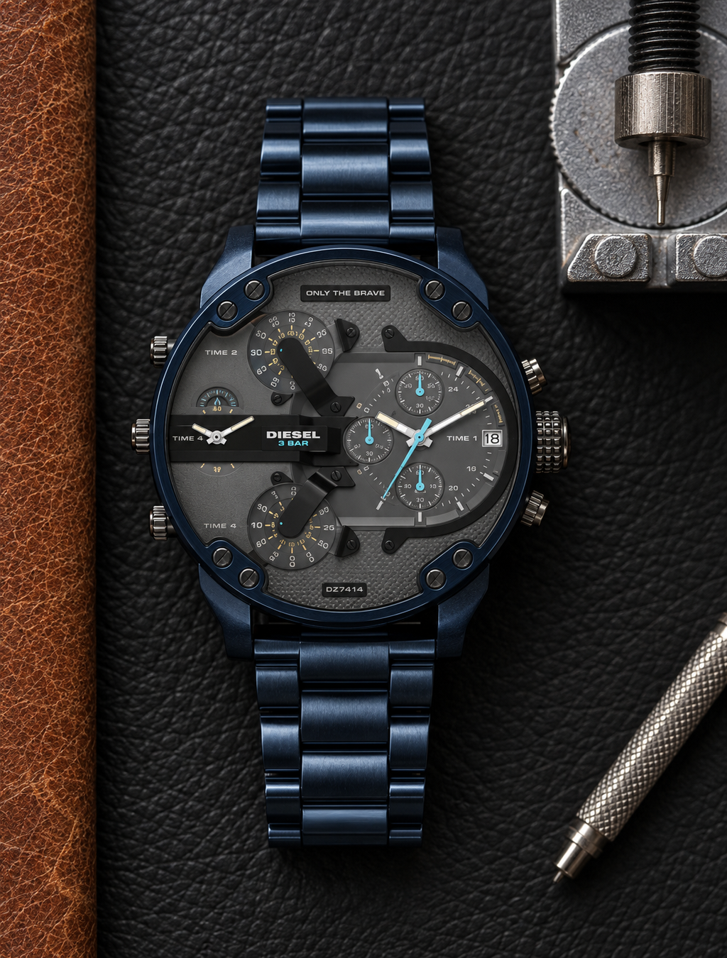 Diesel DZ7414 men's watch — 03_leather_tools.png