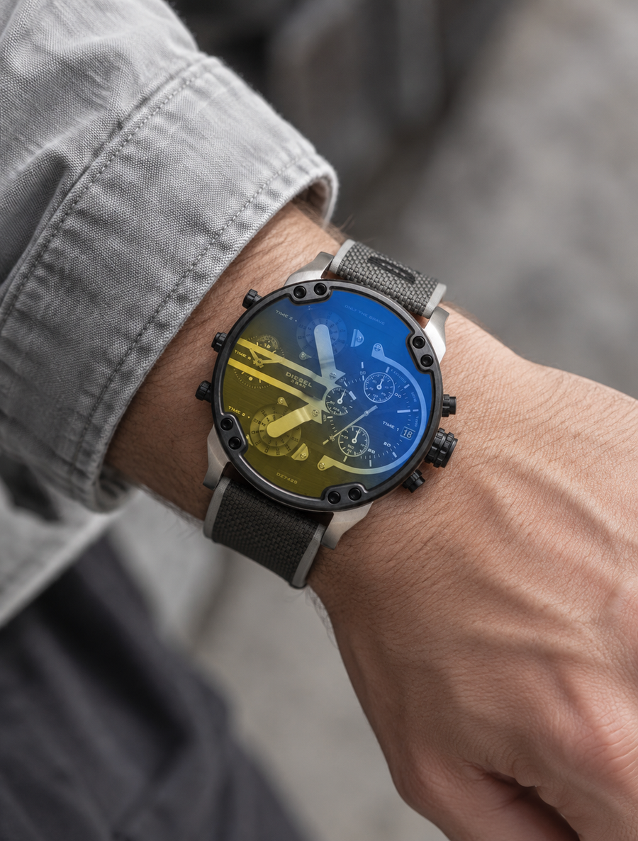 Diesel DZ7429 men's watch — 02_on_wrist.png