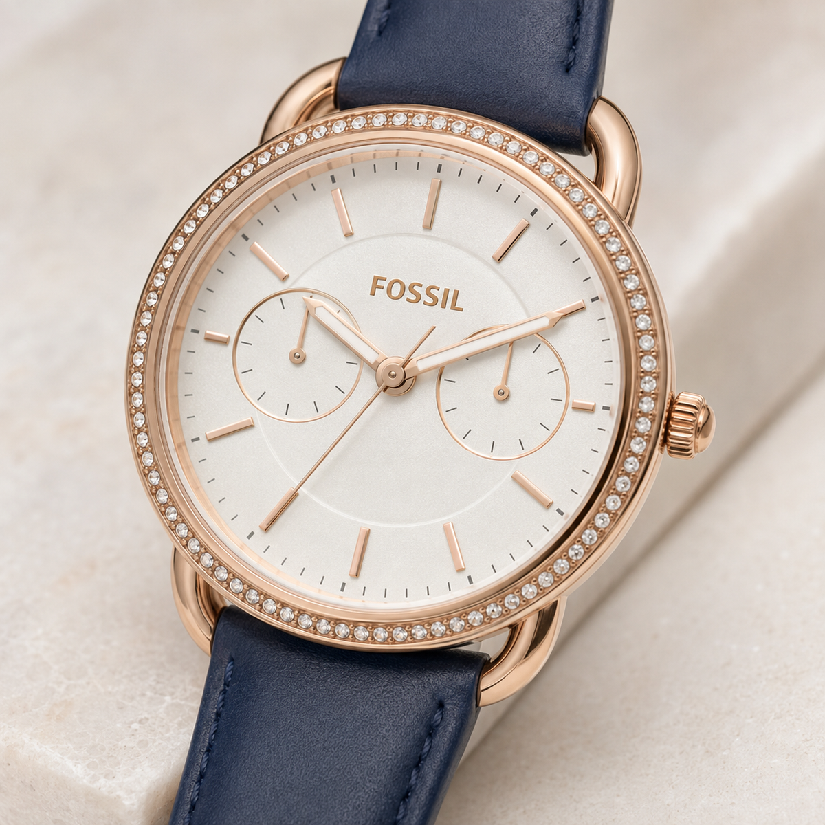 Fossil ES4488 35mm Women's Watch macro view