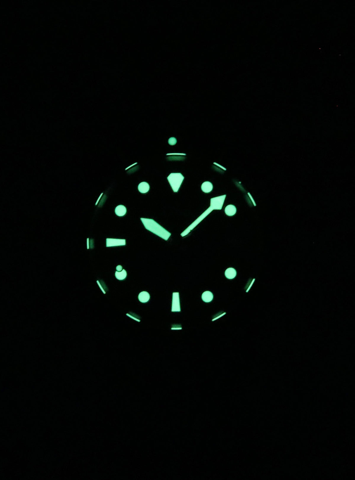 Ratio FreeDiver saffier roestvrij staal zwarte wijzerplaat quartz RTF031 200M herenhorloge