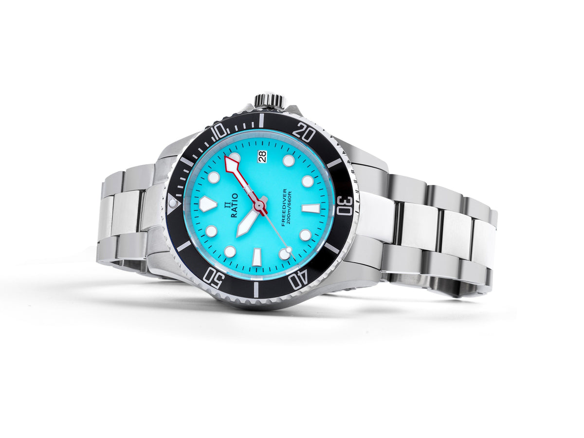 Ratio FreeDiver saffier roestvrij staal ijsblauwe wijzerplaat quartz RTF032 200M herenhorloge