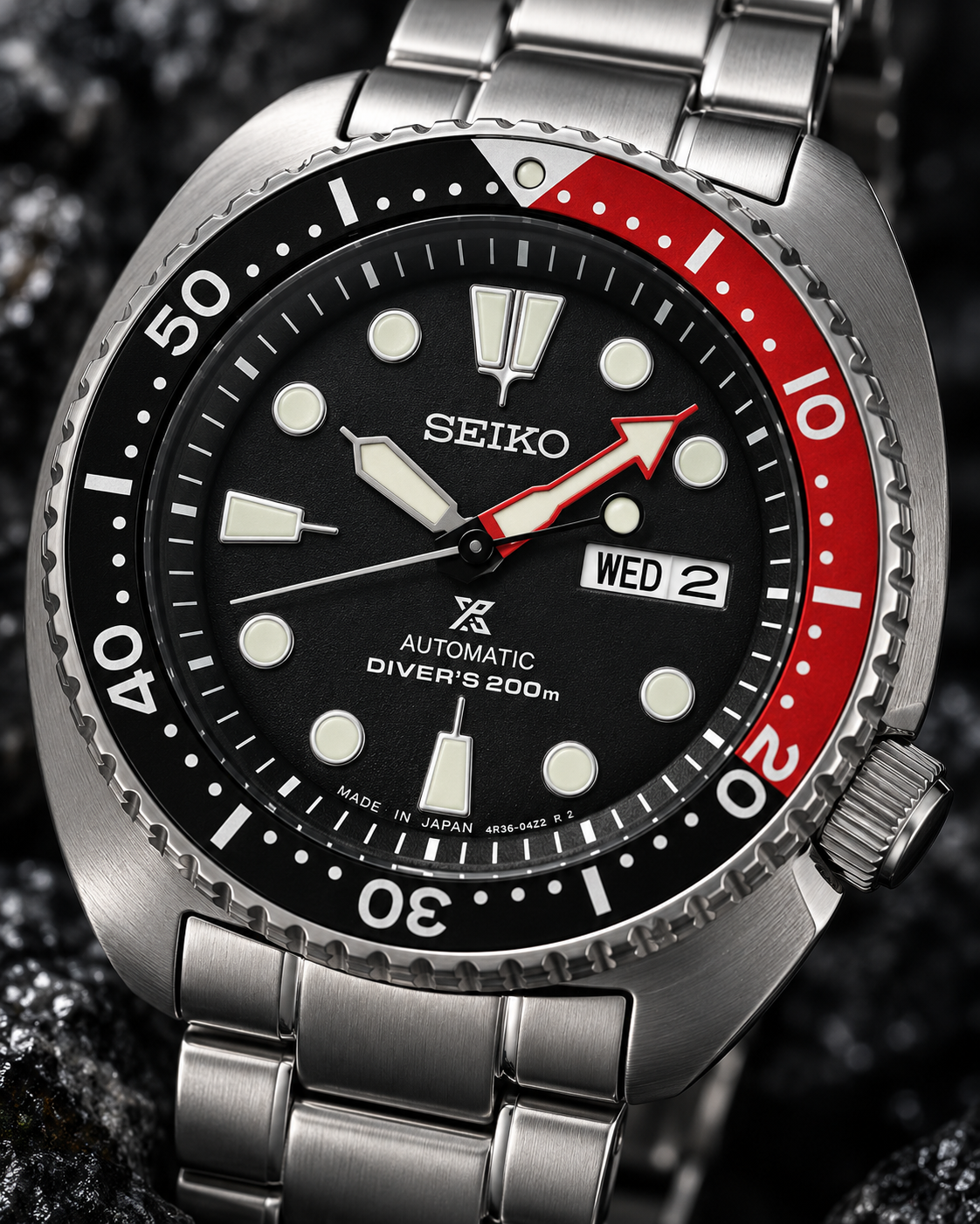 Seiko Prospex SRP789J1 Turtle Coke dial and bezel macro