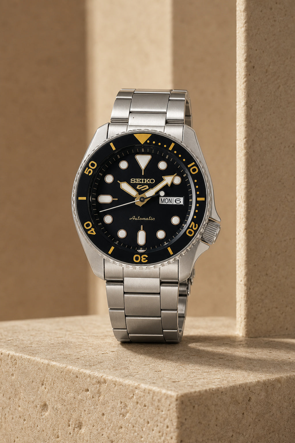 Seiko SRPD57K1 Automatic Watch - image 2