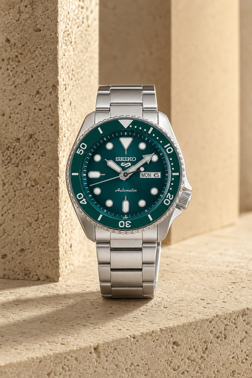 Seiko SRPD61K1 Automatic Watch - image 2