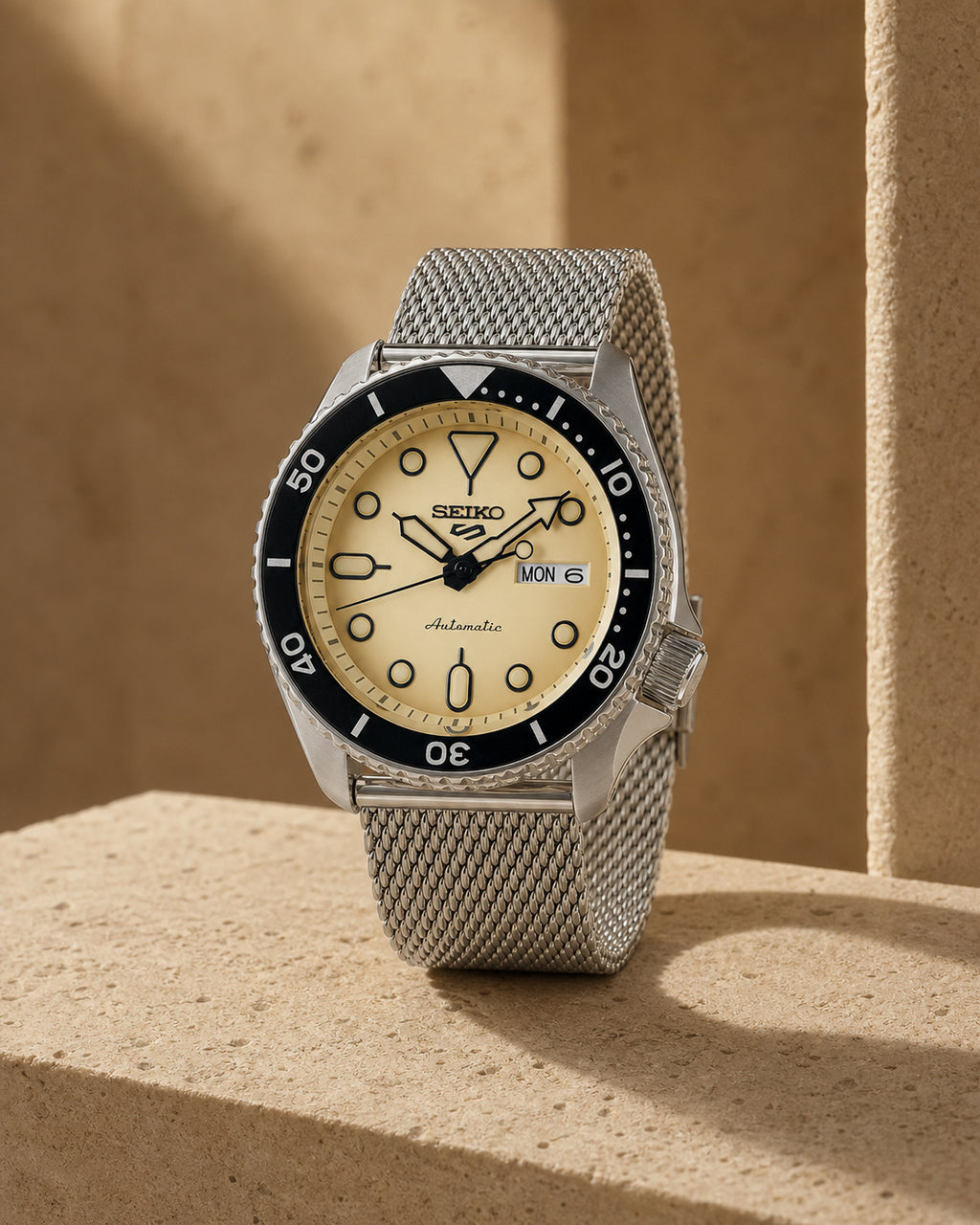 Seiko SRPD67K1 Automatic Watch - image 2