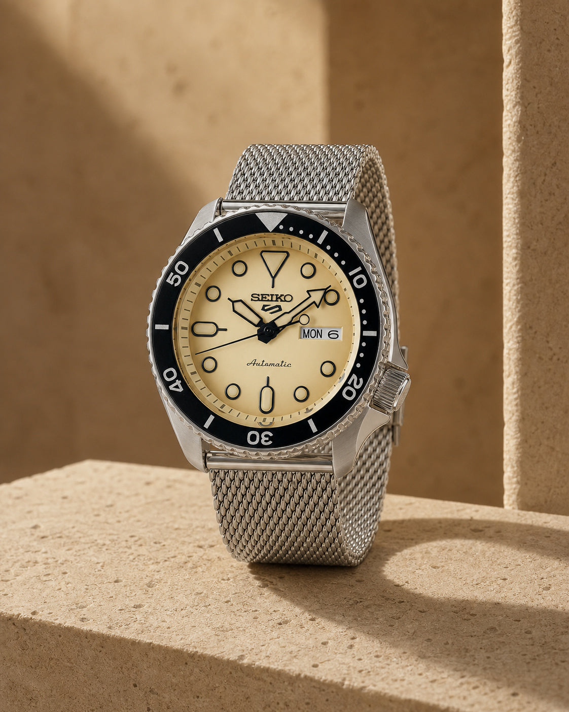 Seiko SRPD67K1 Automatic Watch - image 2