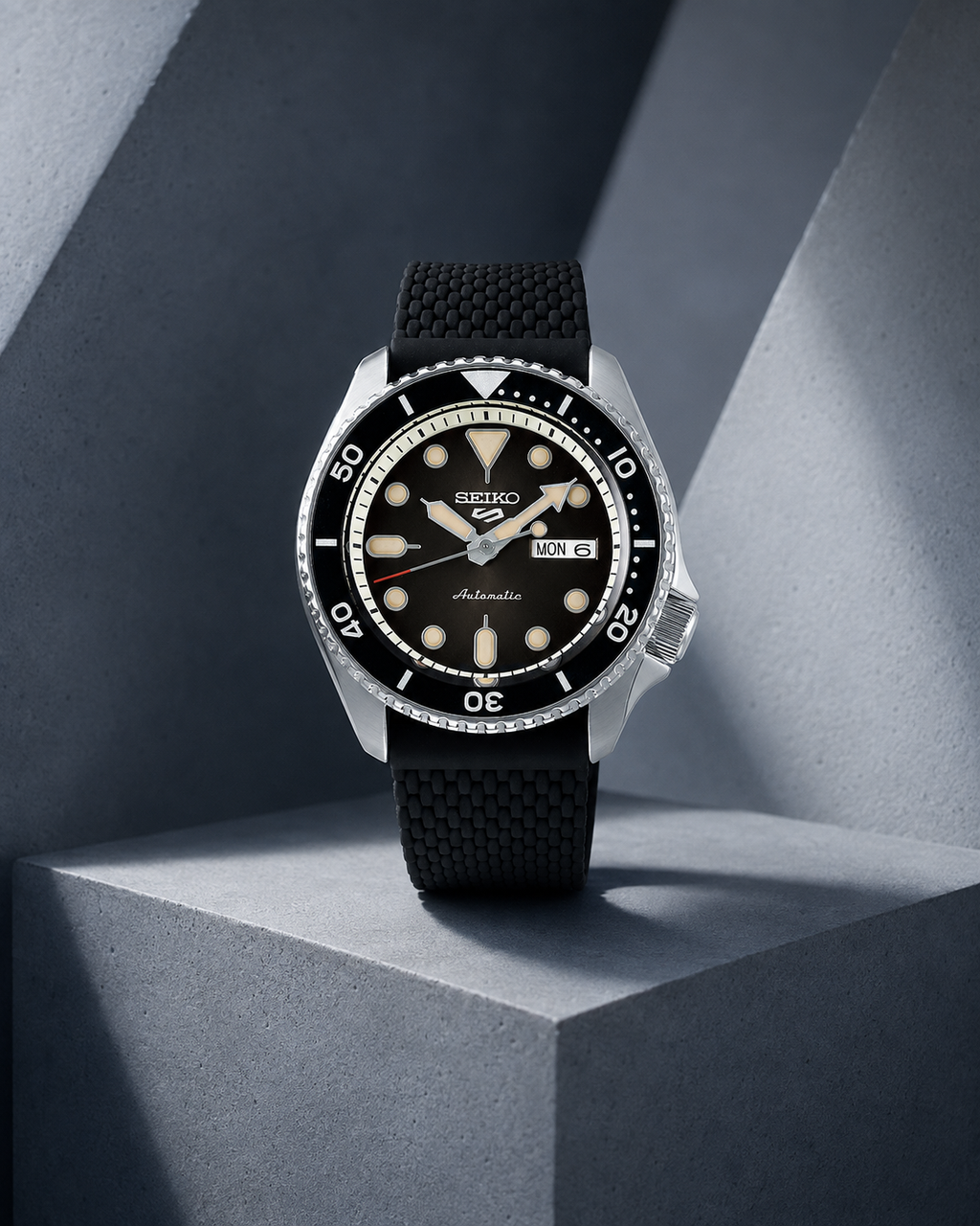Seiko 5 Sports SKX Automatic SRPD73K2 Men's Watch