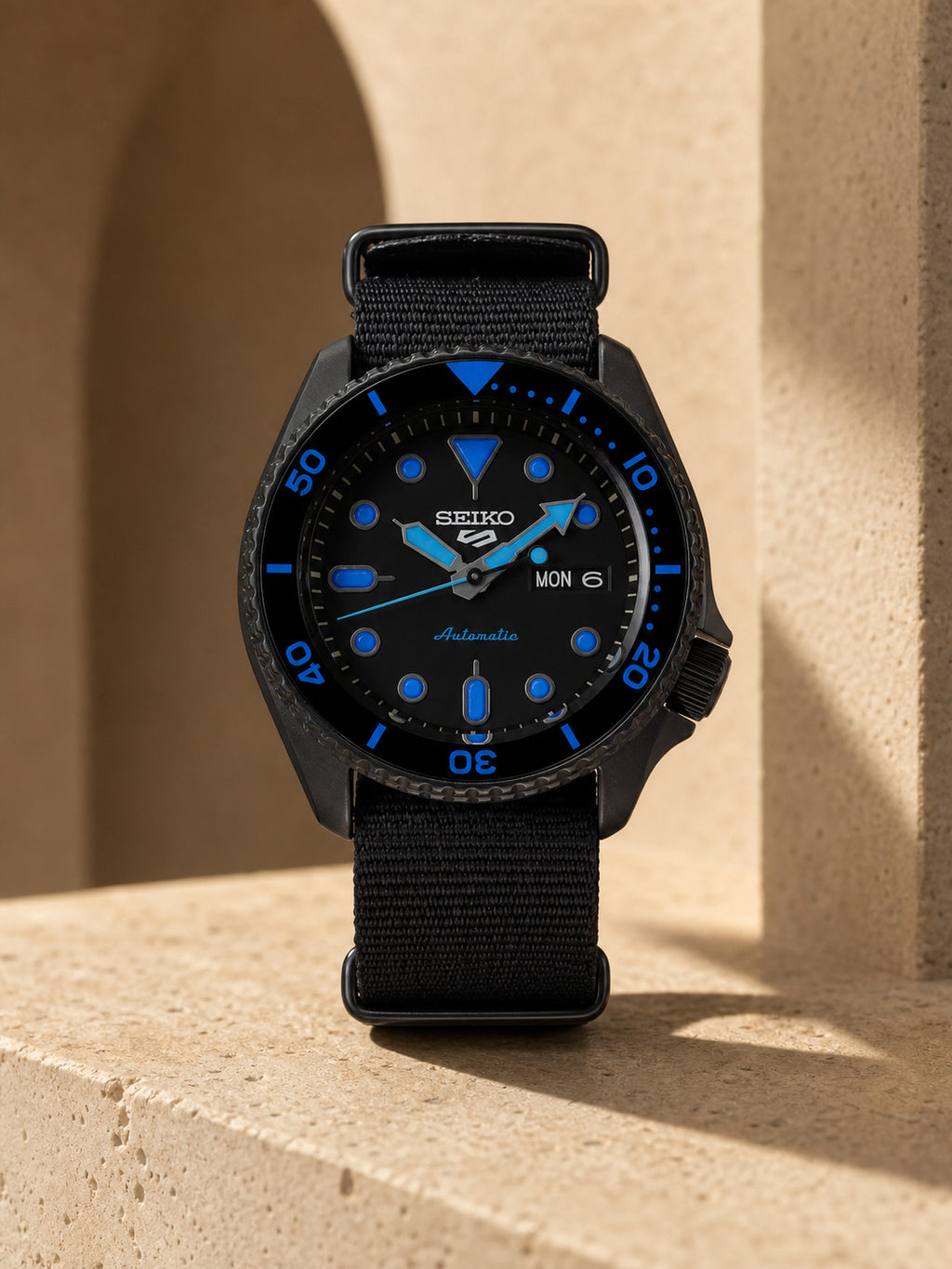 Seiko SRPD81K1 Automatic Watch - image 2