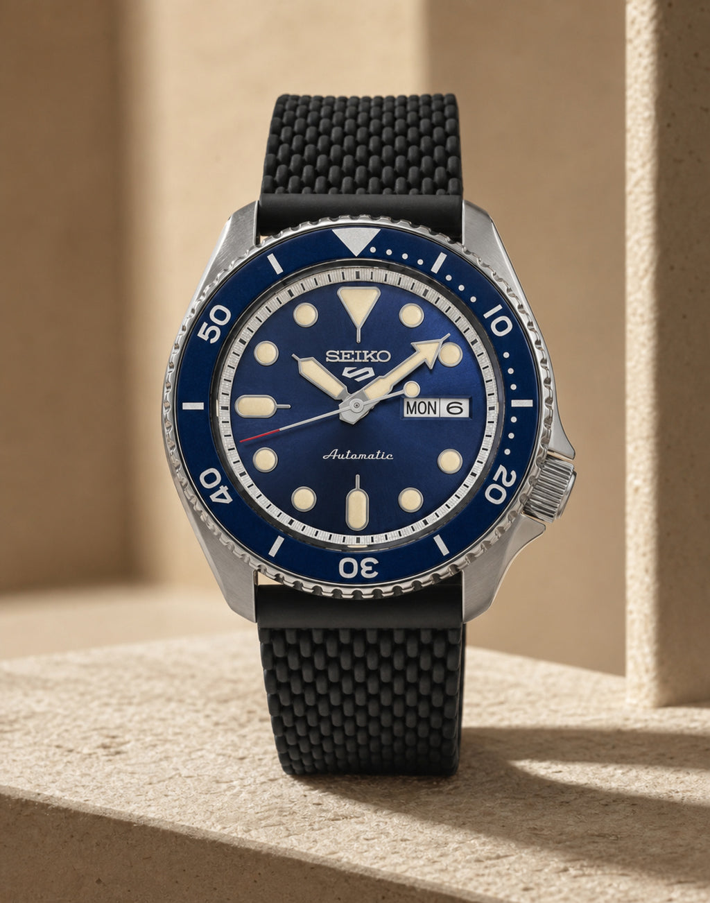 Seiko SRPD93 Automatic Watch - image 2