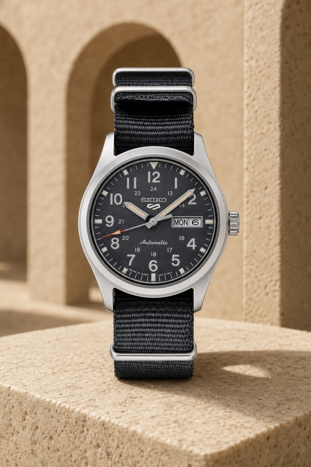 Seiko SRPG31K1 Automatic Watch - image 2