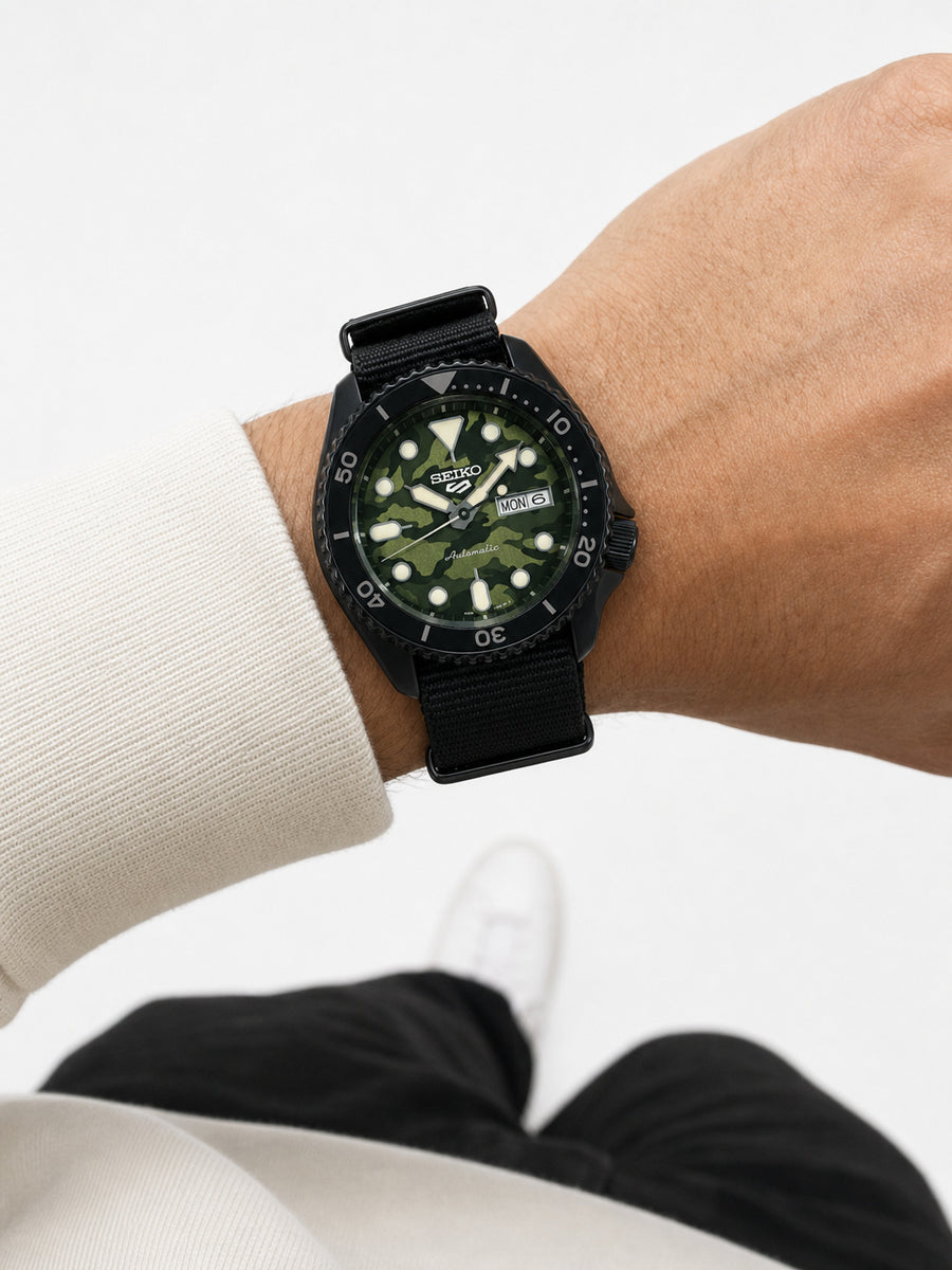 Seiko SRPJ37K1 Automatic Watch