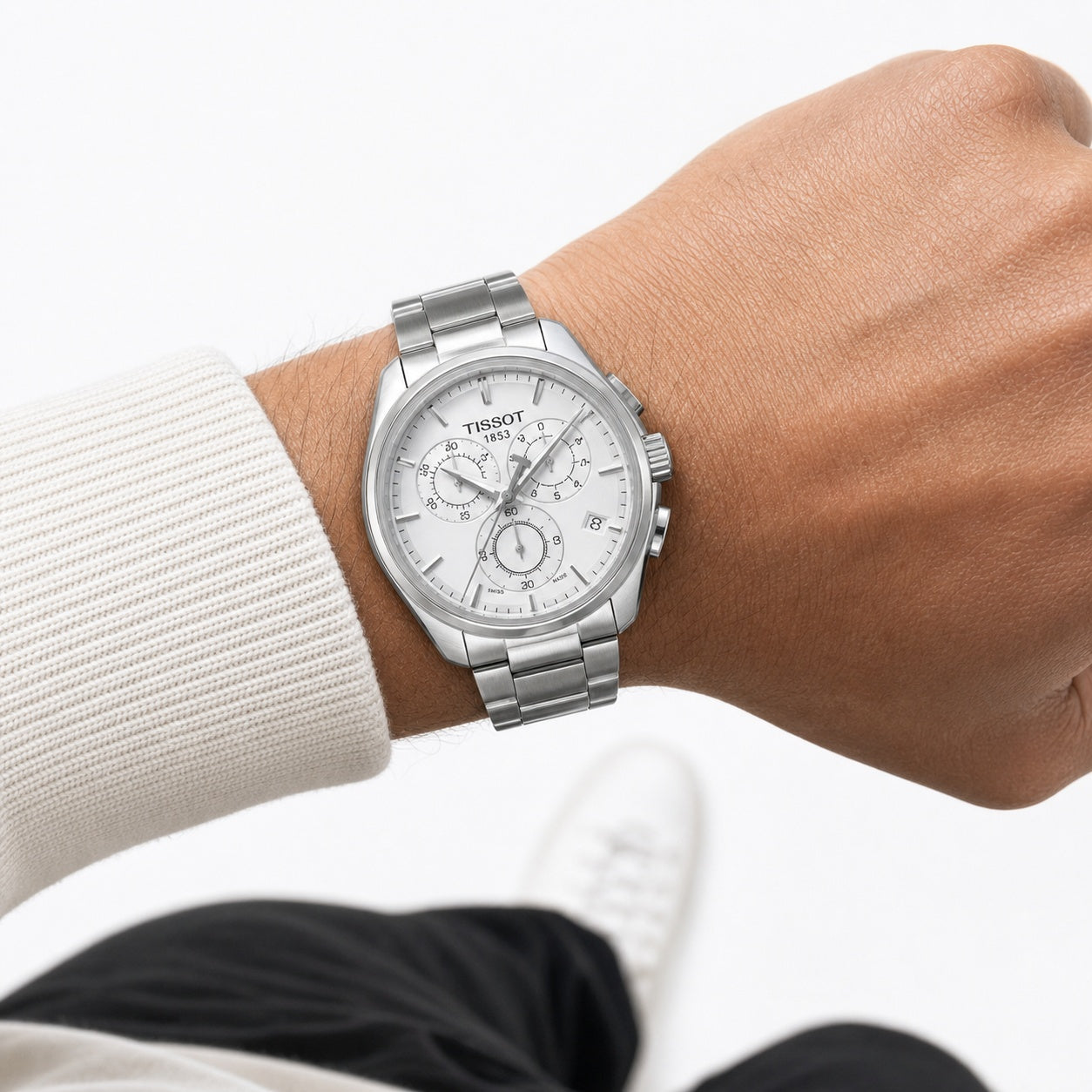 Tissot Couturier Chronograph T035.617.11.031.00 wrist shot