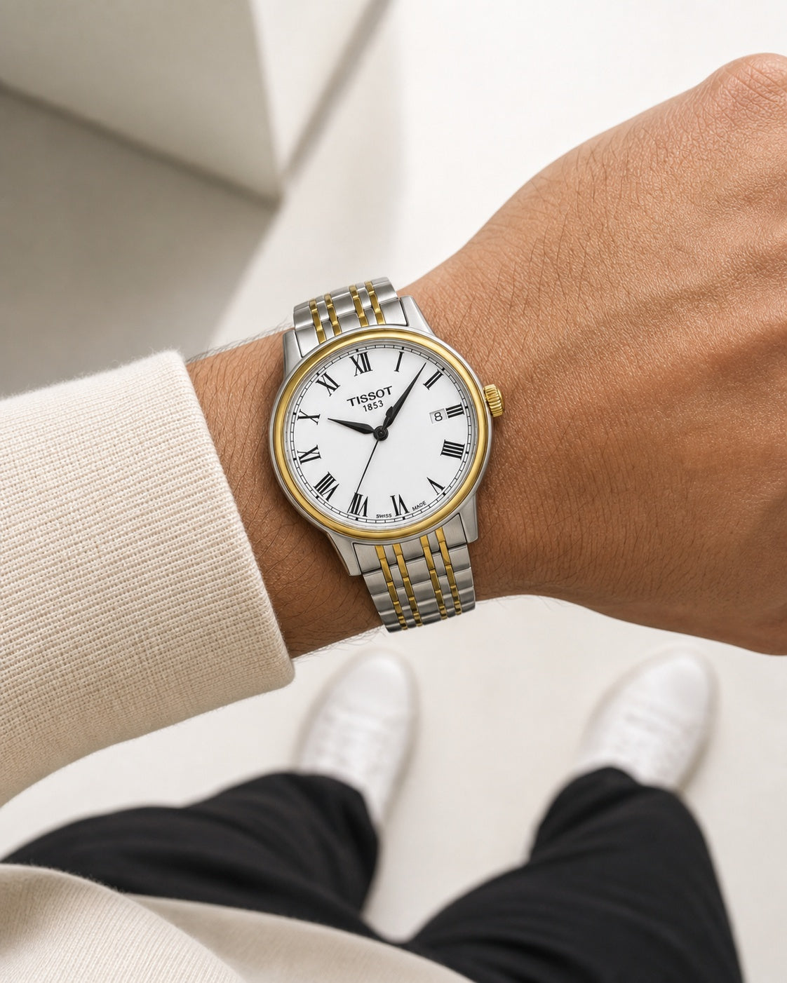 Tissot Carson T085.410.22.013.00 wrist shot