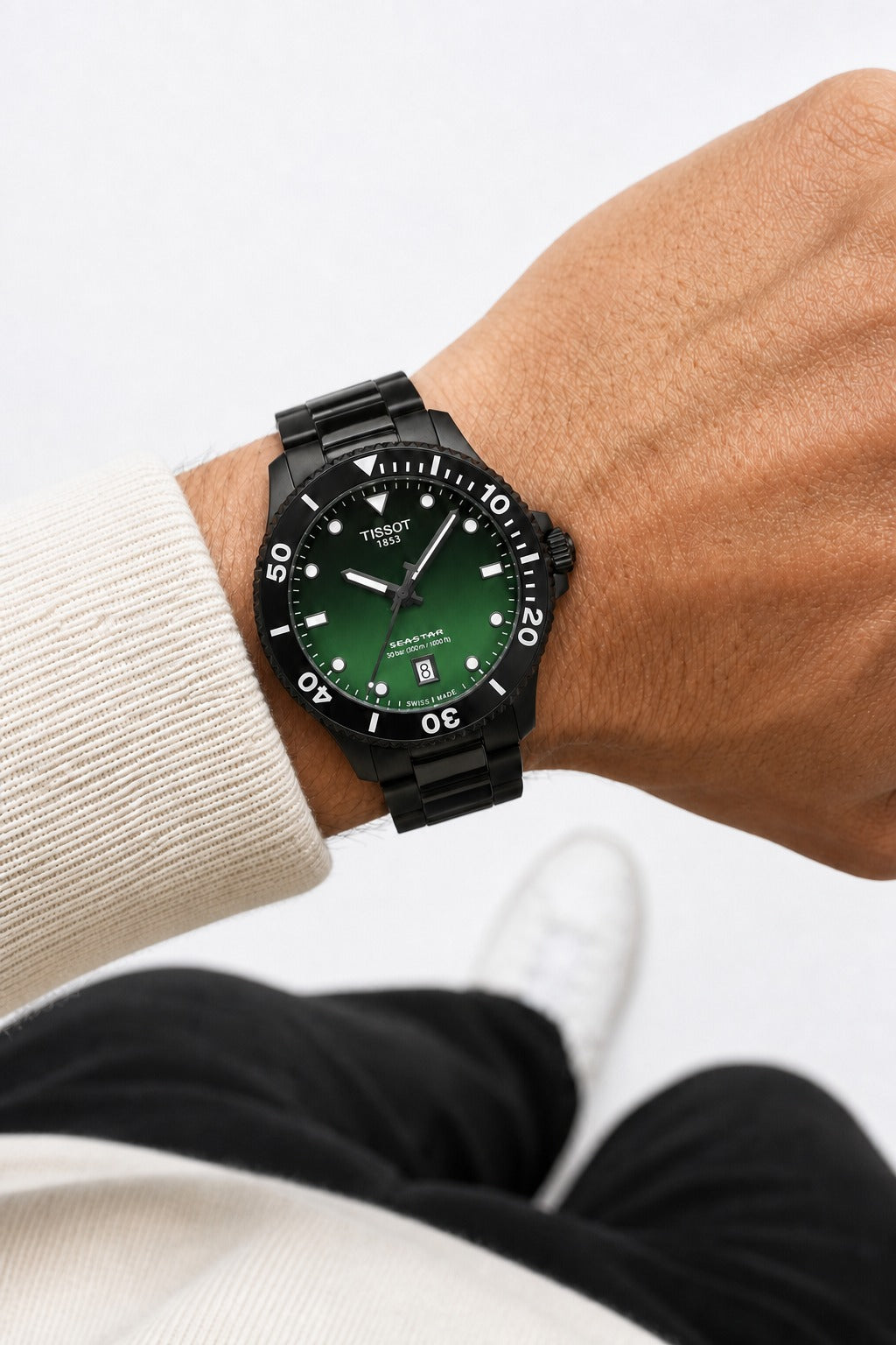 Tissot Seastar 1000 40mm T120.410.33.091.00 wrist shot