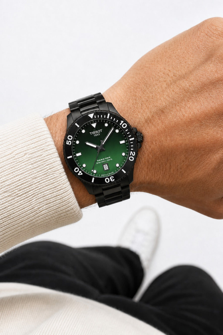 Tissot Seastar 1000 40mm T120.410.33.091.00 wrist shot