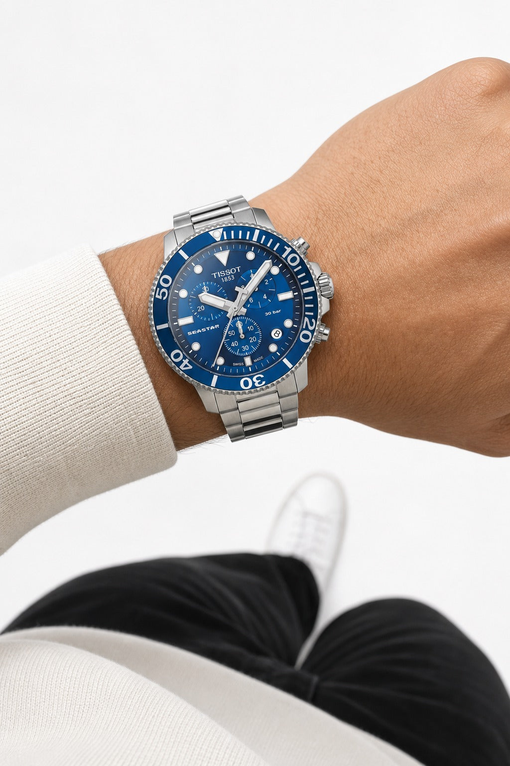 Tissot Seastar 1000 Chronograph T120.417.11.041.00 wrist shot