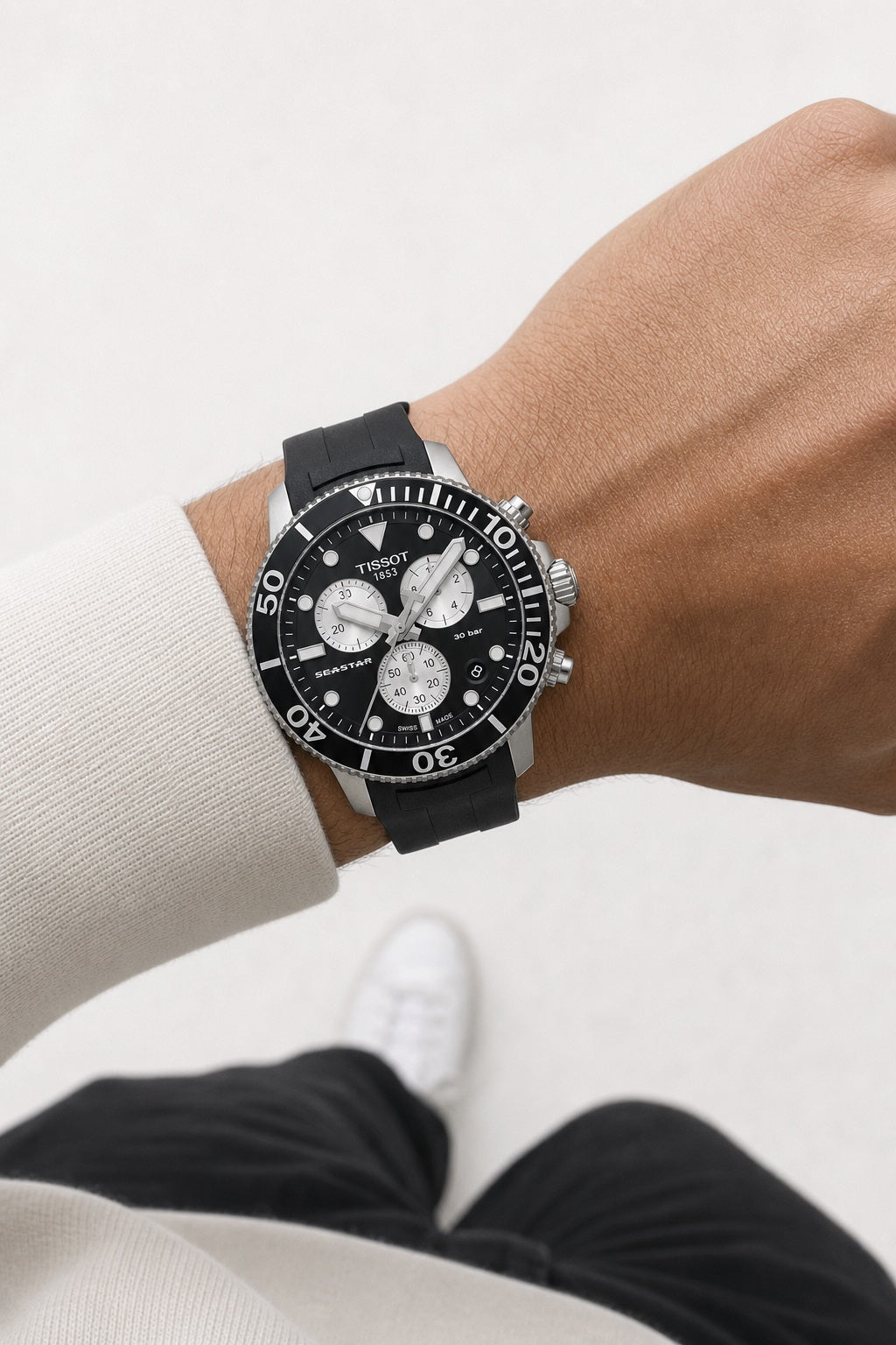 Tissot Seastar 1000 Chronograph T120.417.17.051.00 wrist shot
