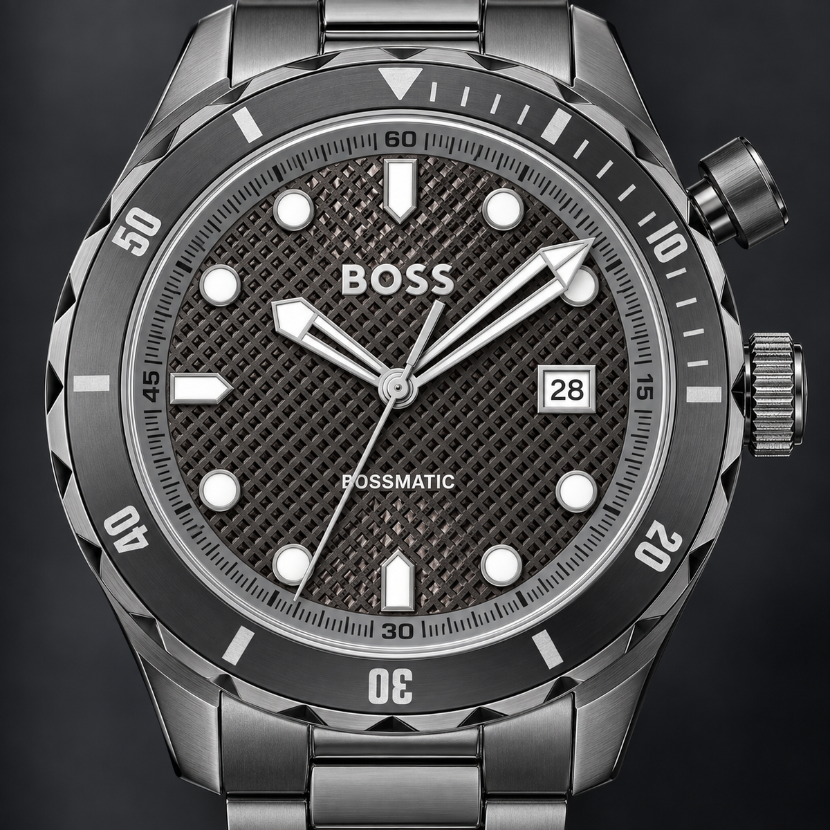 BOSS Bossmatic 1514213 gray textured dial and bezel macro
