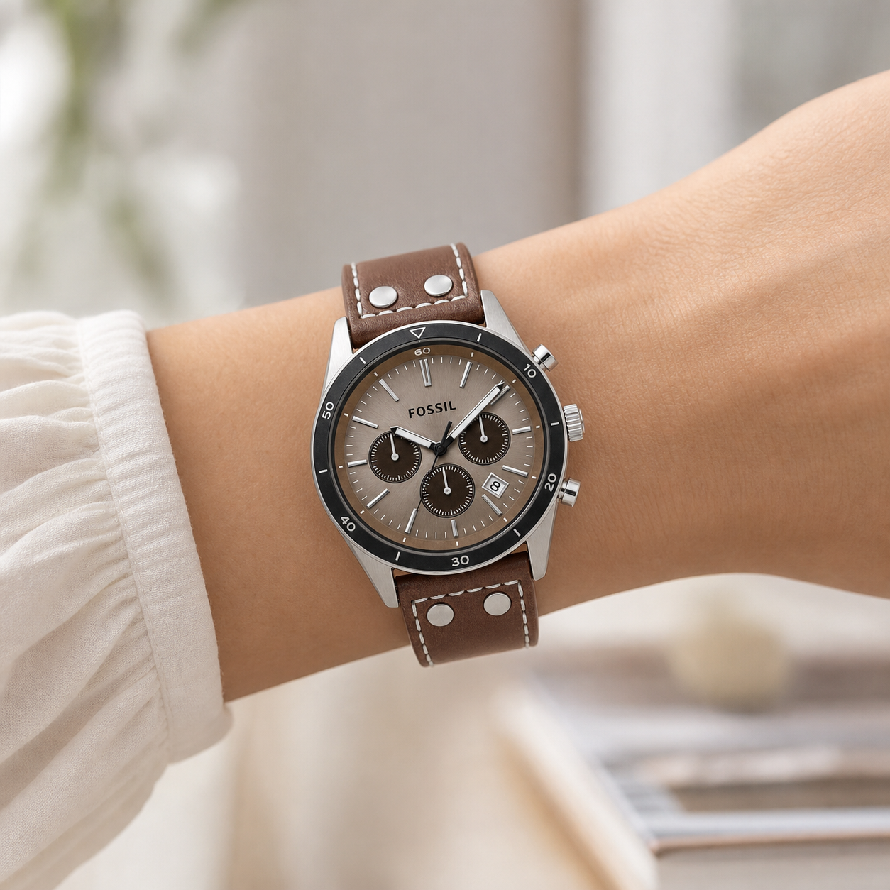 Fossil CE1002 women's watch - wrist view