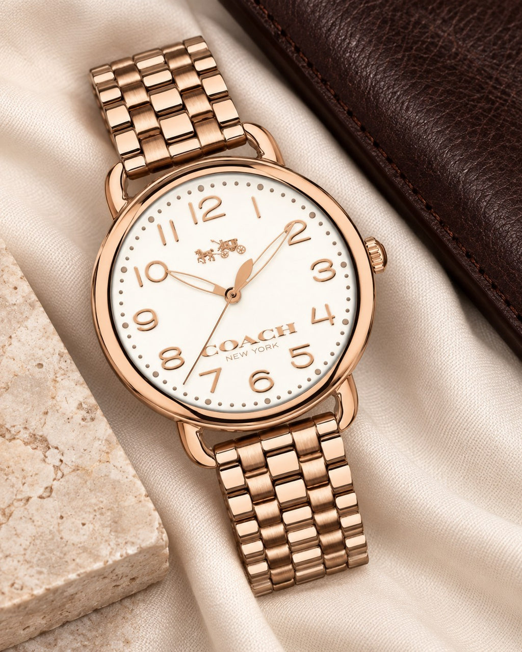 Coach watch 14502262 product view 4