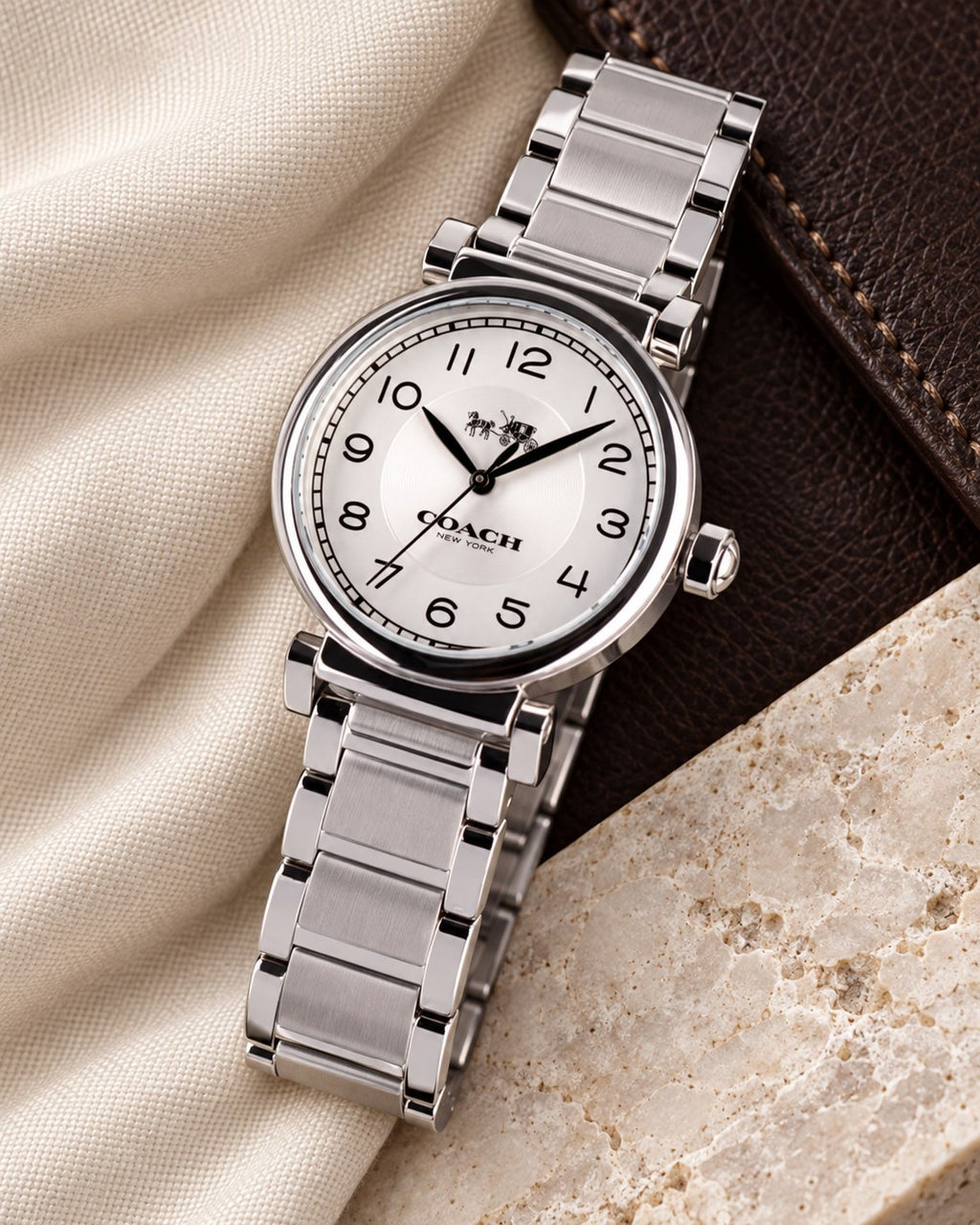 Coach watch 14502394 product view 4