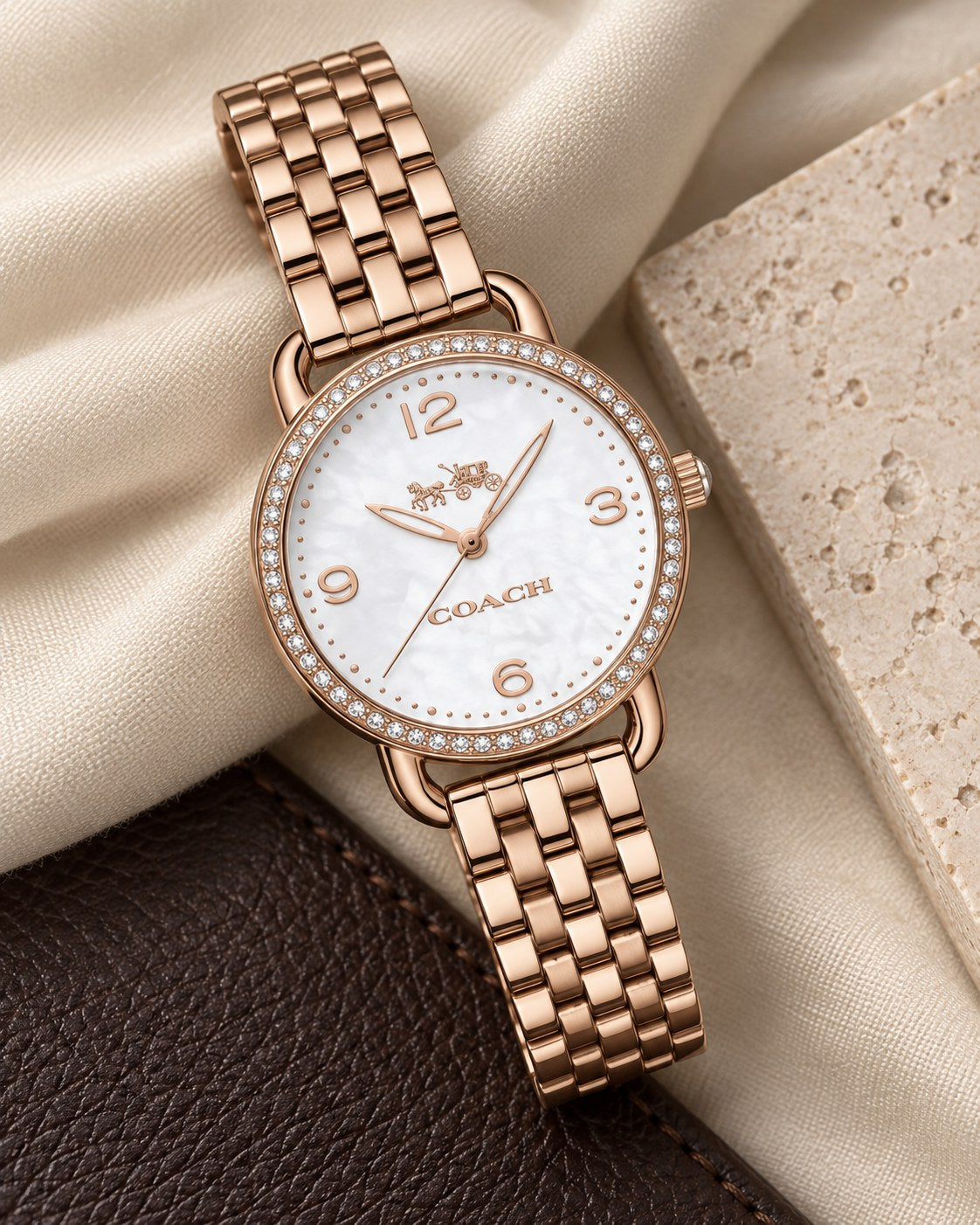 Coach watch 14502479 product view 4