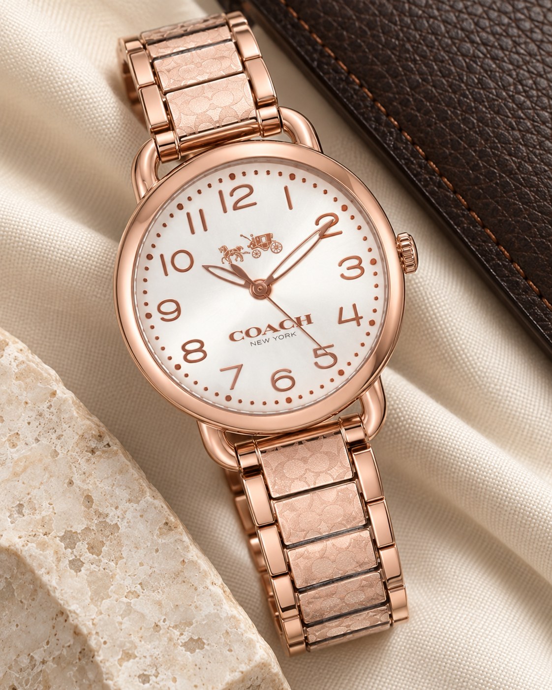 Coach watch 14502497 product view 4