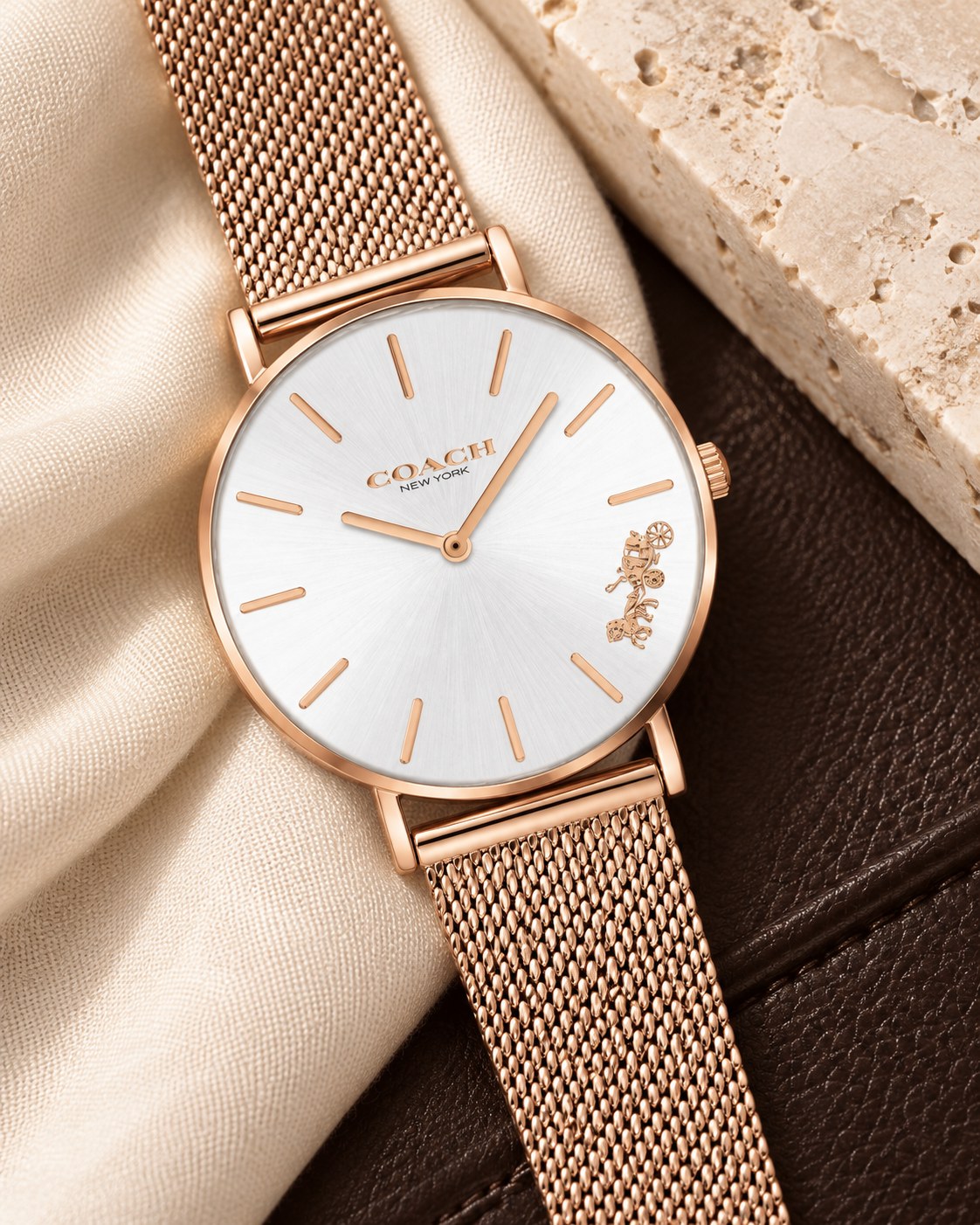Coach watch 14503126 product view 4
