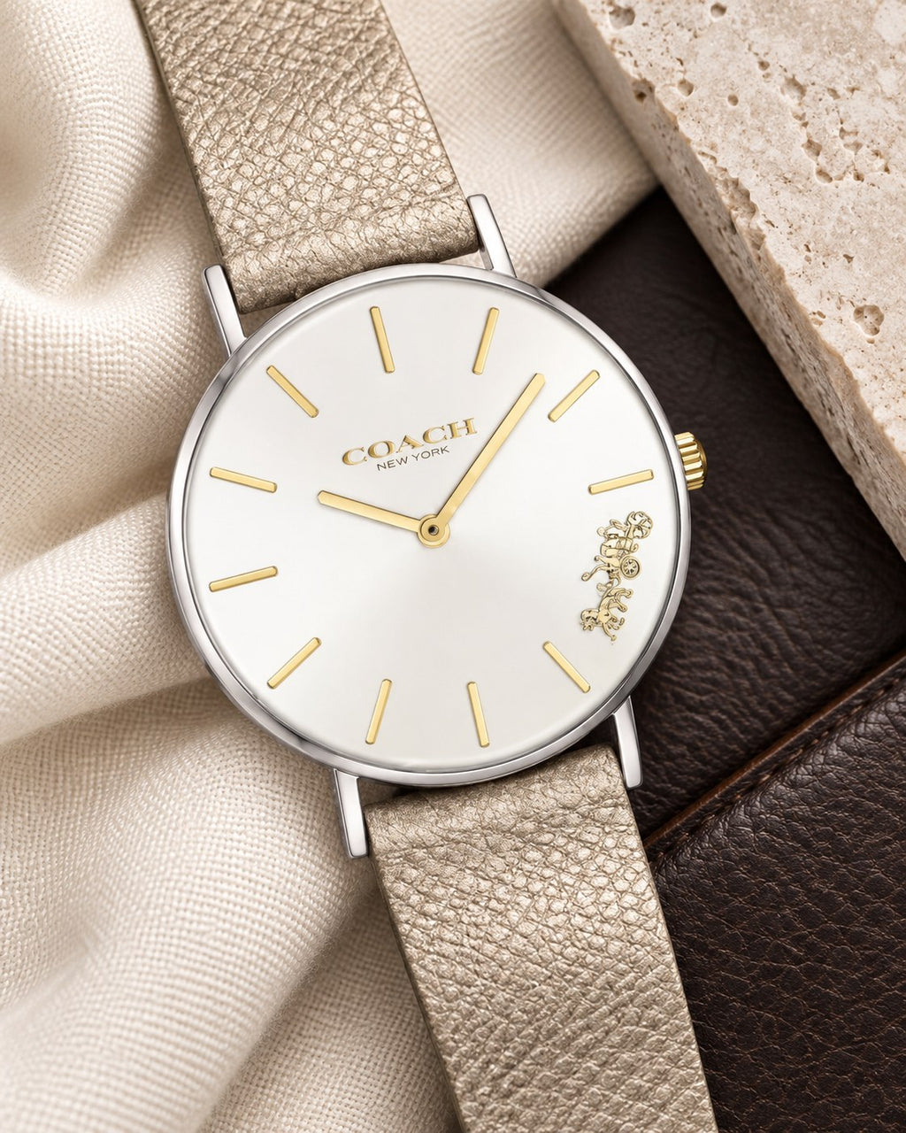 Coach watch 14503156 product view 4