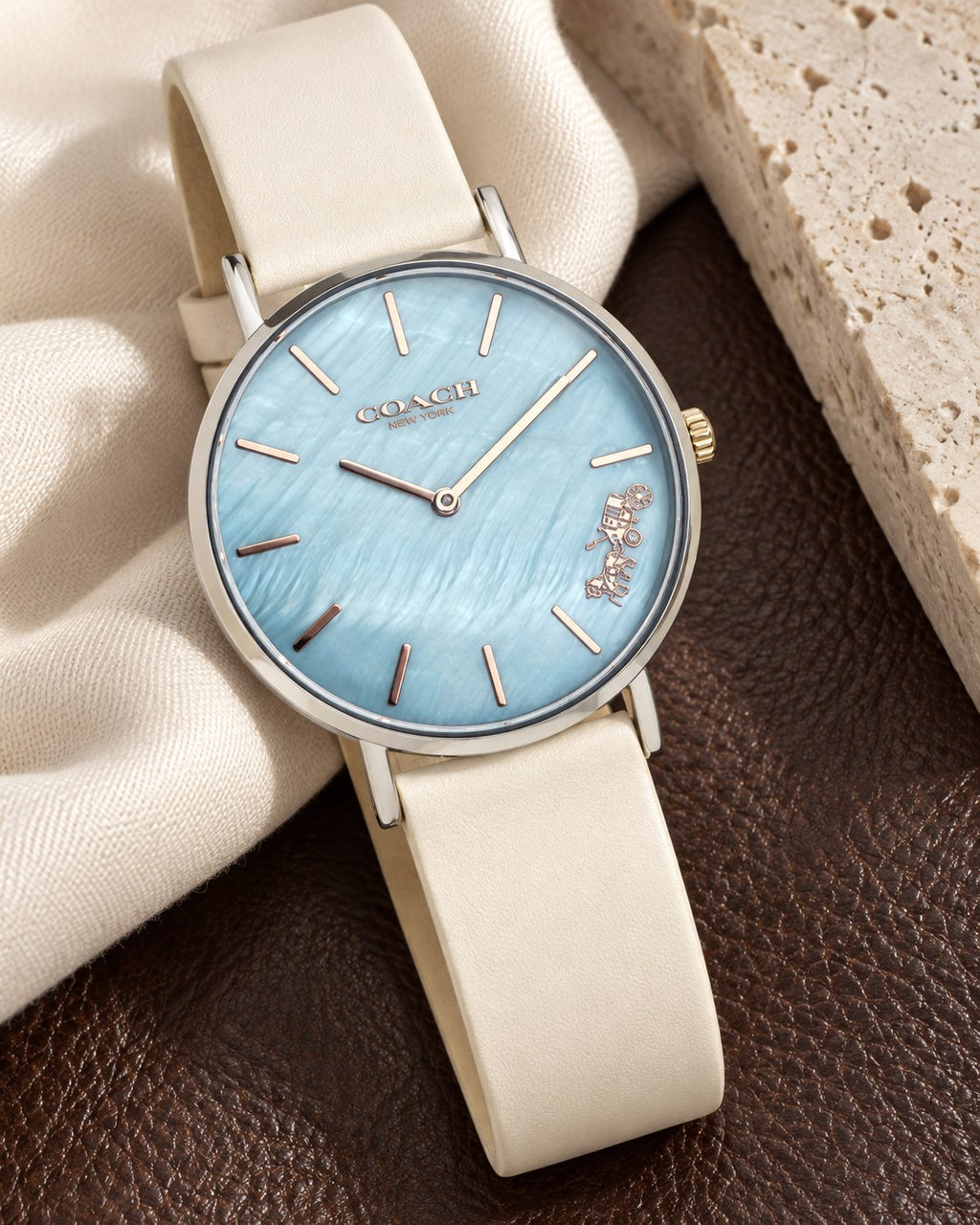 Coach watch 14503190 product view 4