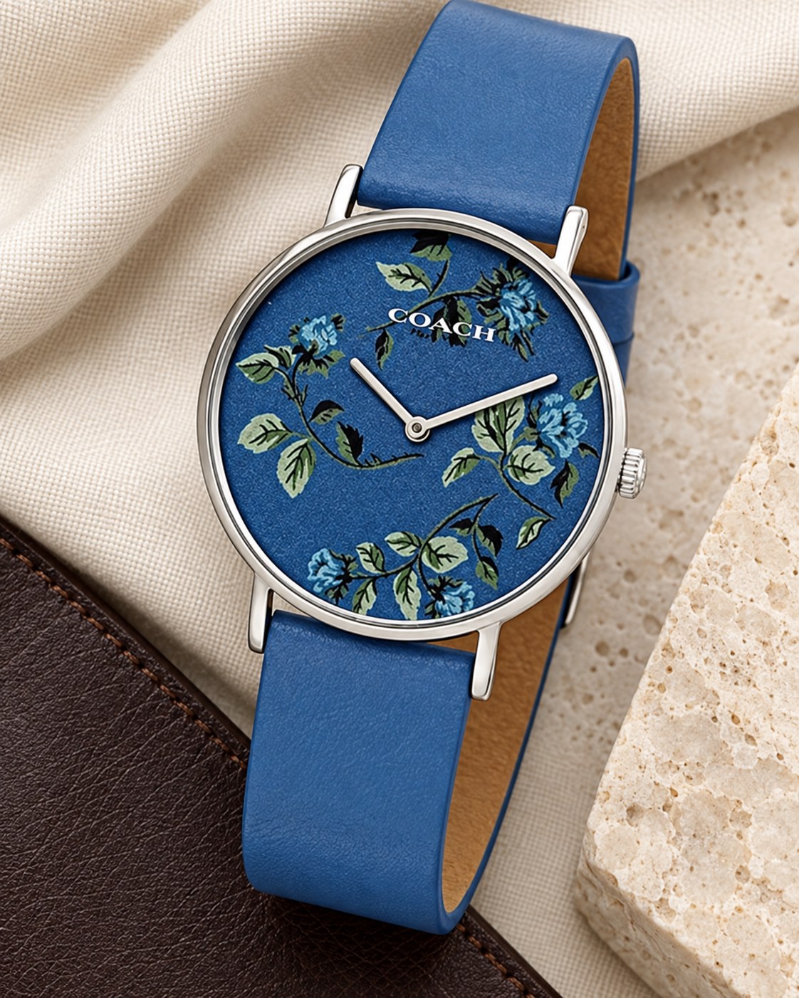 Coach watch 14503294 product view 4