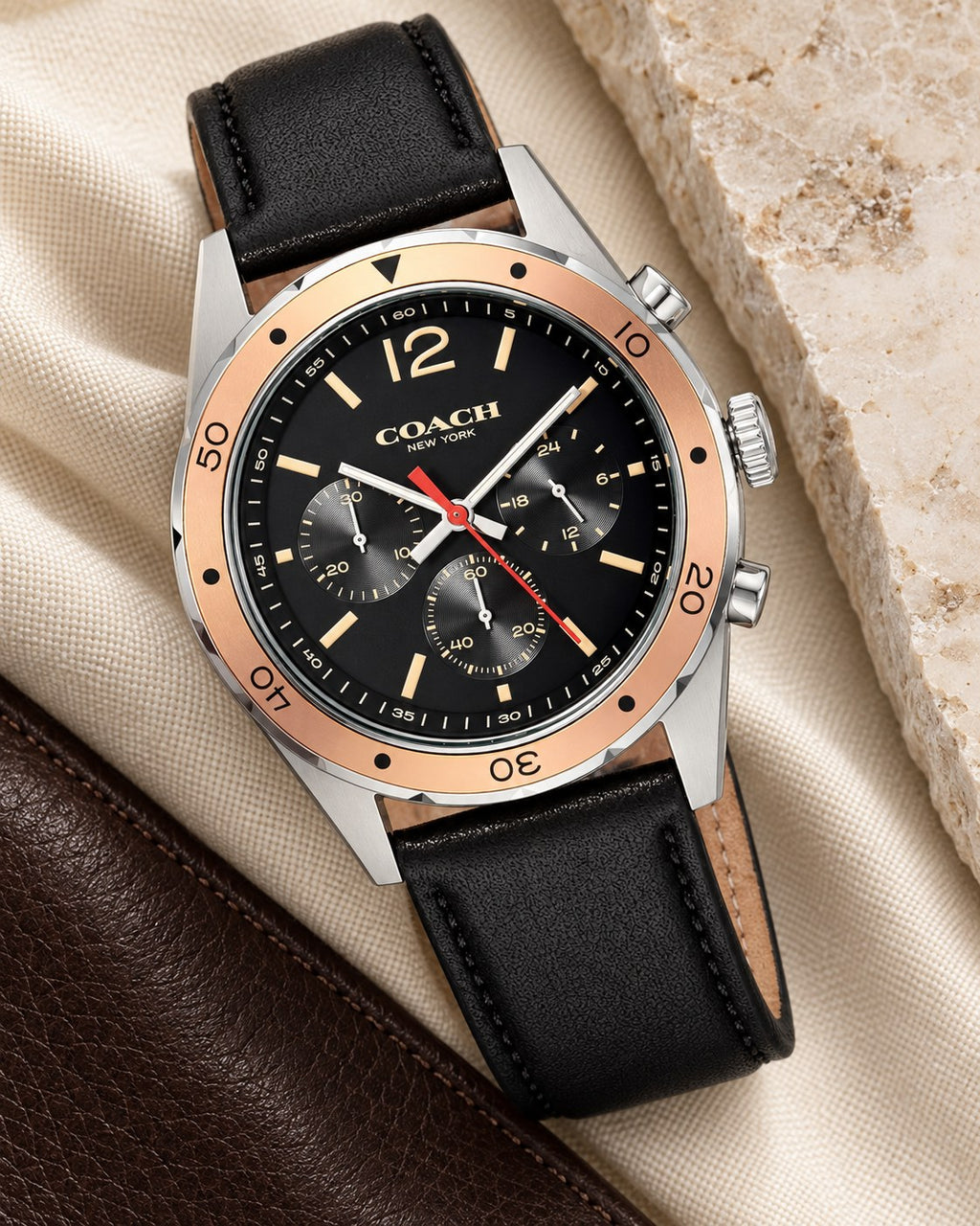 Coach watch 14602133 product view 4