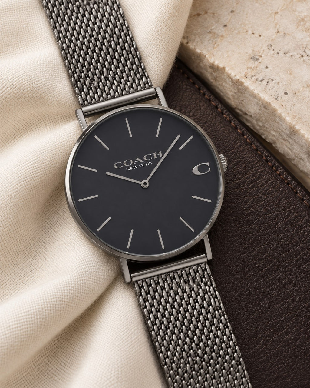 Coach watch 14602145 product view 4