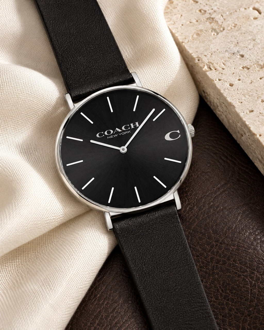 Coach watch 14602149 product view 4