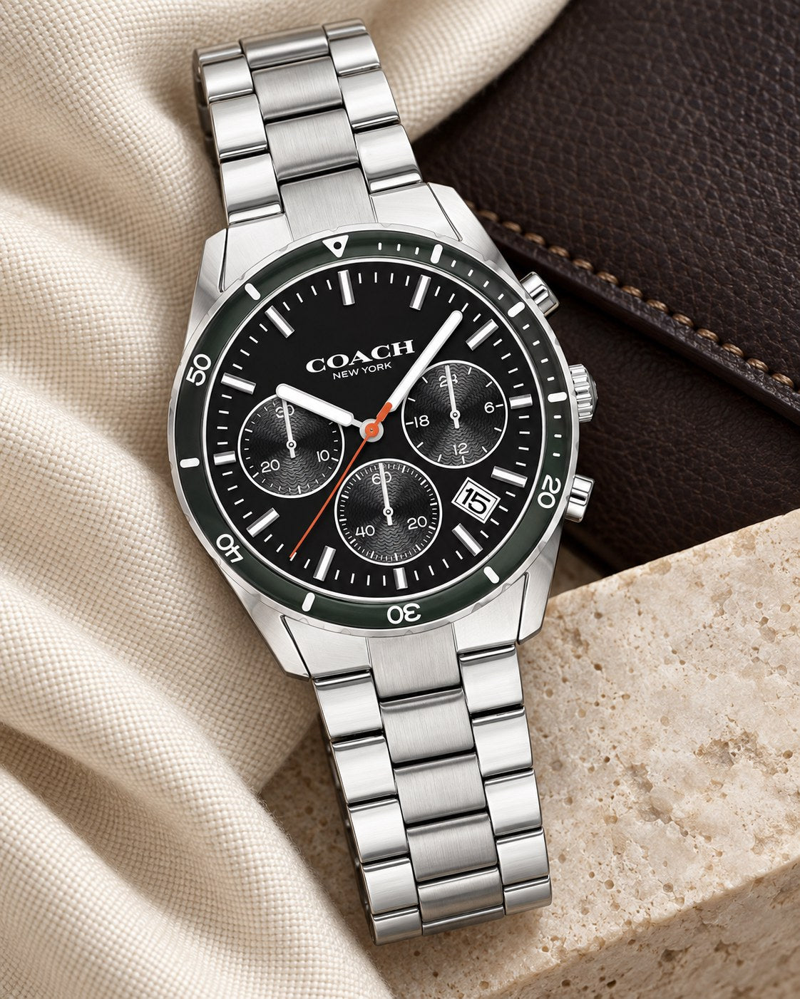 Coach watch 14602385 product view 4