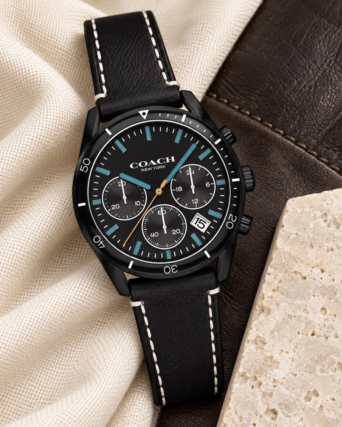Coach watch 14602412 product view 4