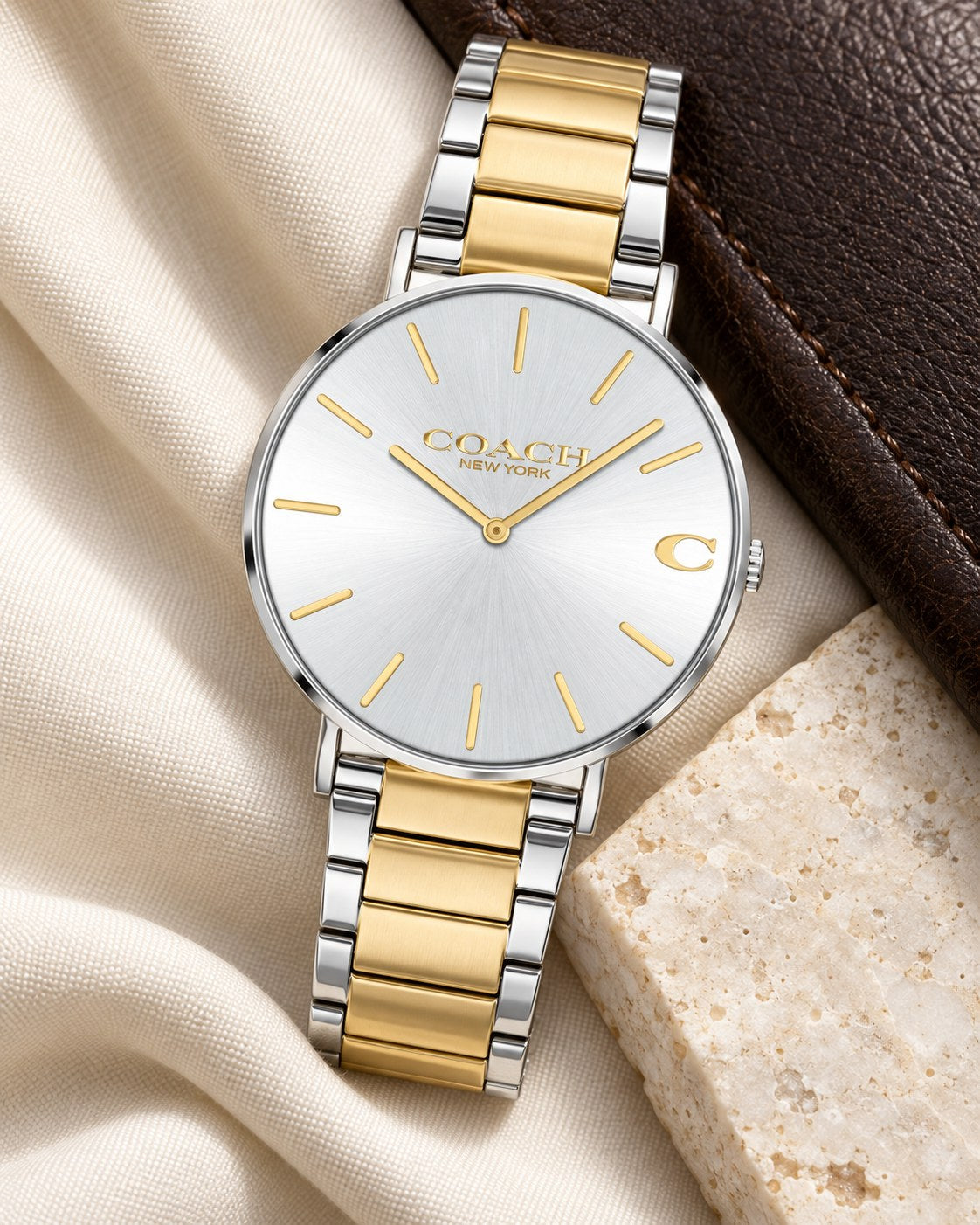 Coach watch 14602432 product view 4