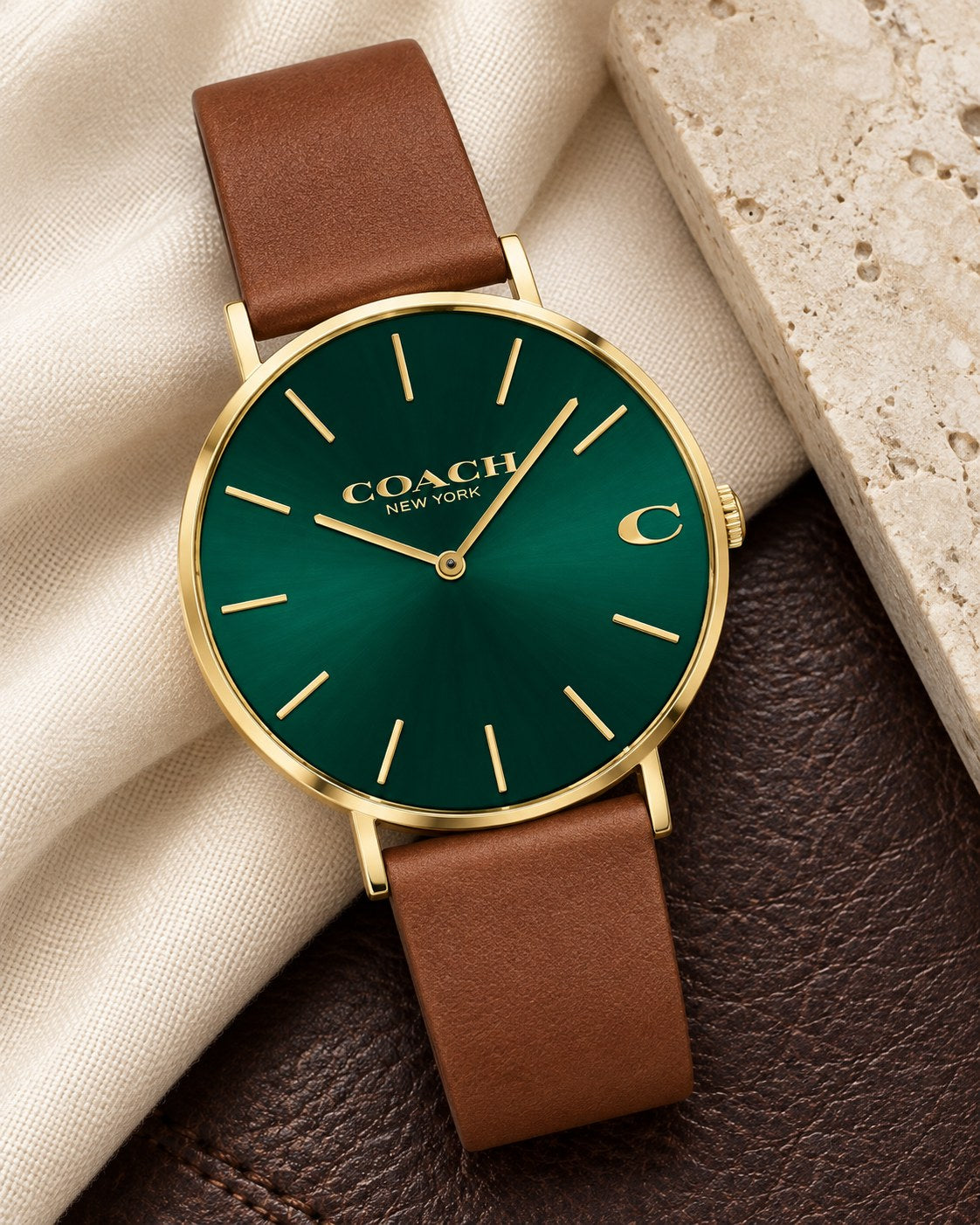 Coach watch 14602435 product view 4