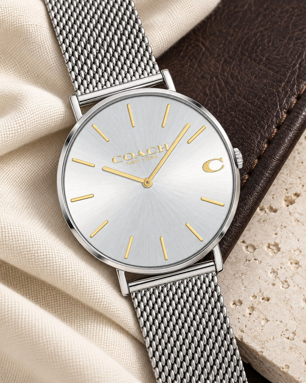 Coach watch 14602439 product view 4