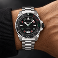 Gucci YA136221 men's watch worn on wrist