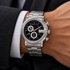 Gucci YA101309 men's watch worn on wrist