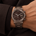 Gucci YA101341 men's watch worn on wrist