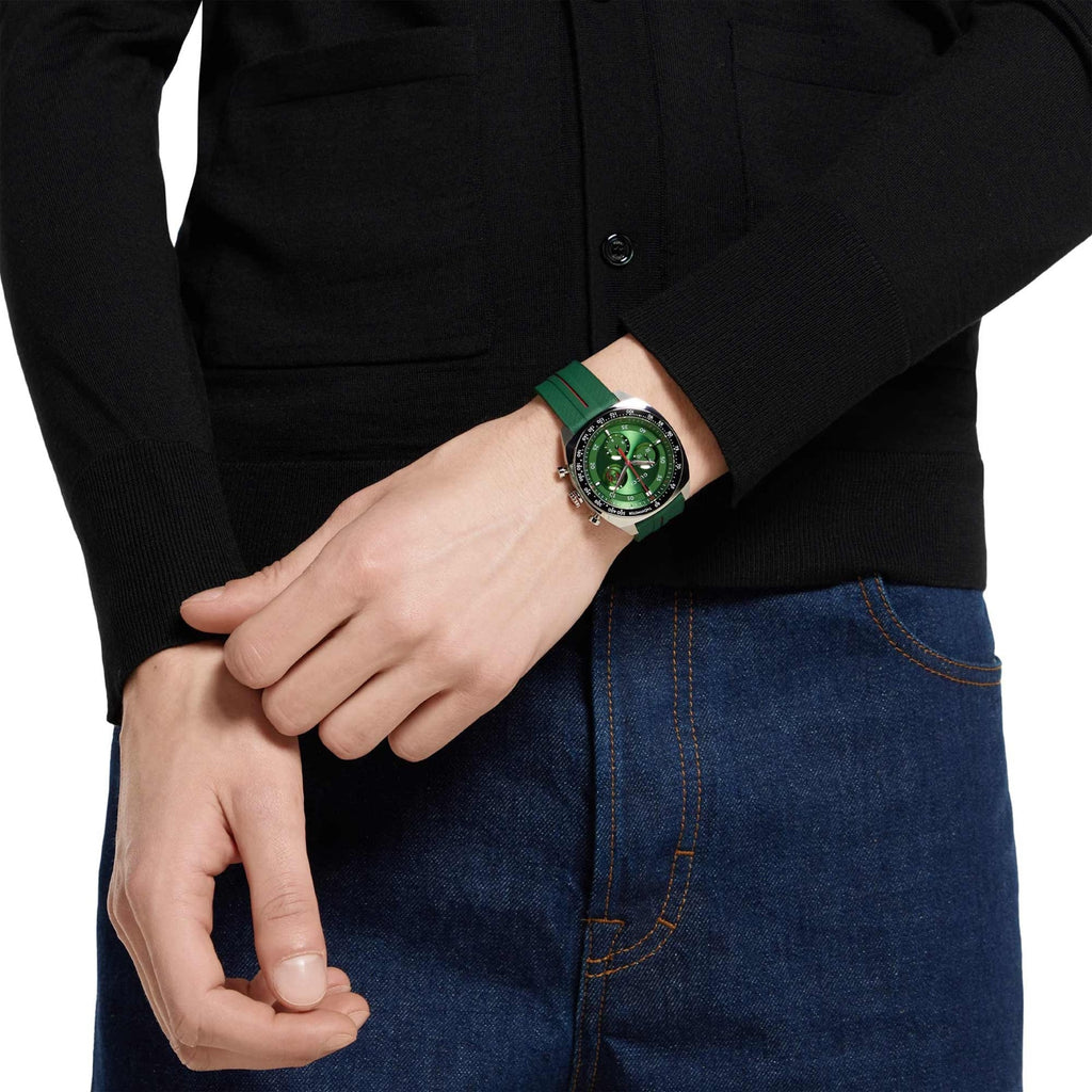 Gucci YA142319 angled product view