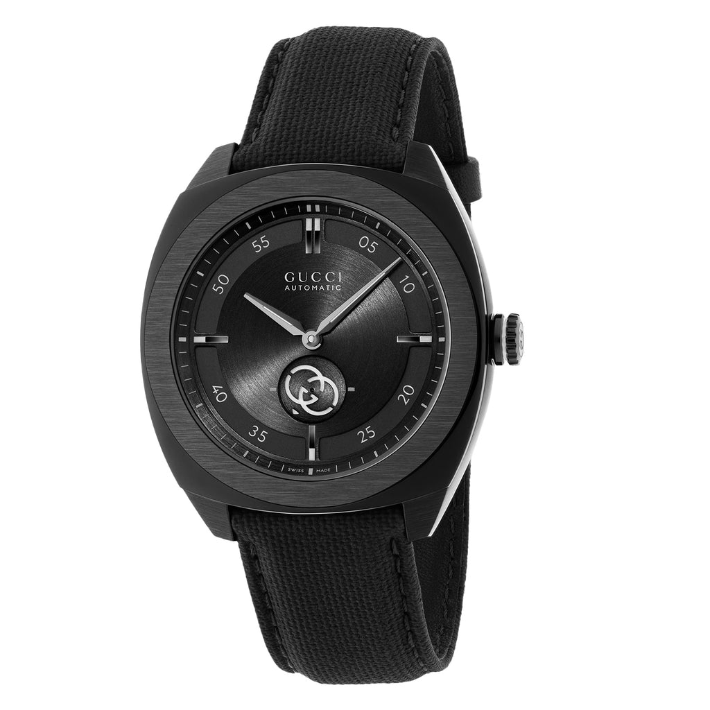 Gucci YA142330 black dial front view