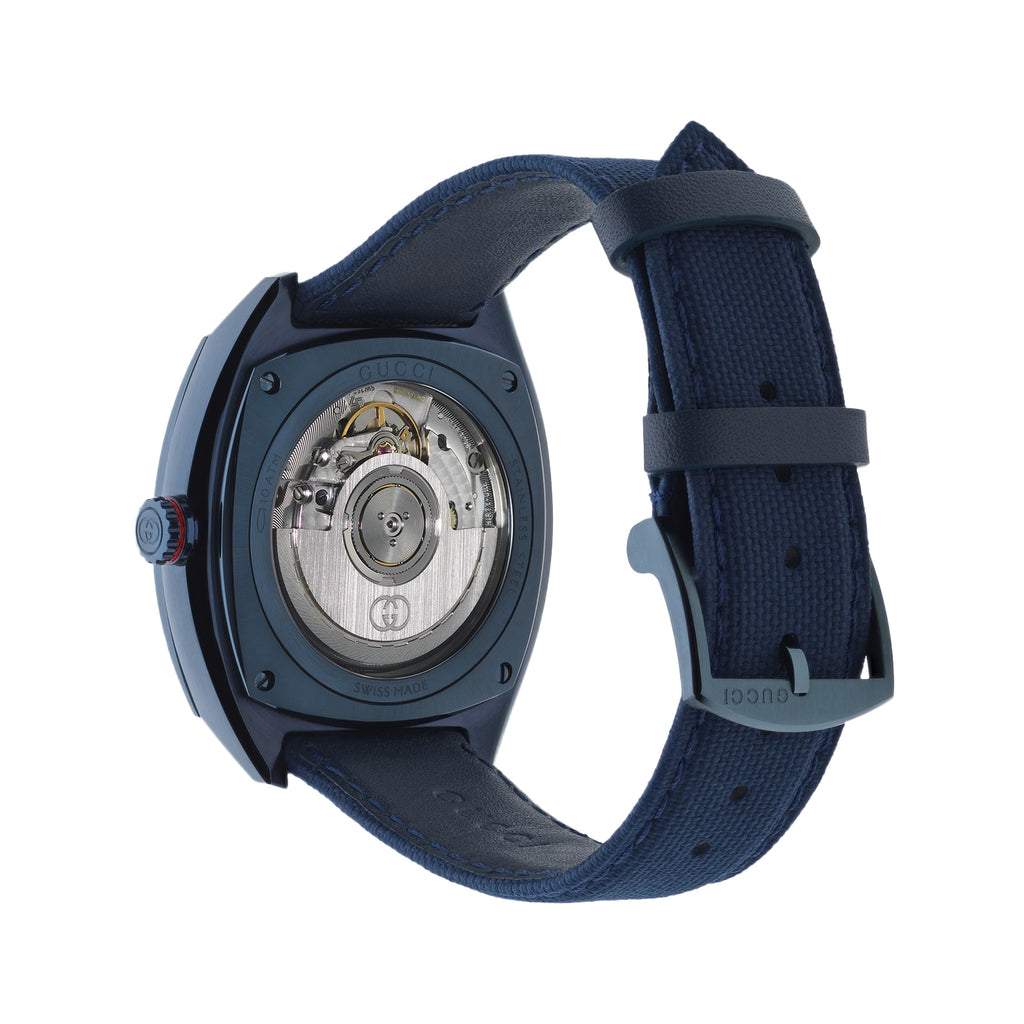 Gucci YA142331 angled product view