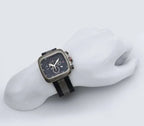 Gucci G-Coupe YA131203 wrist scale view