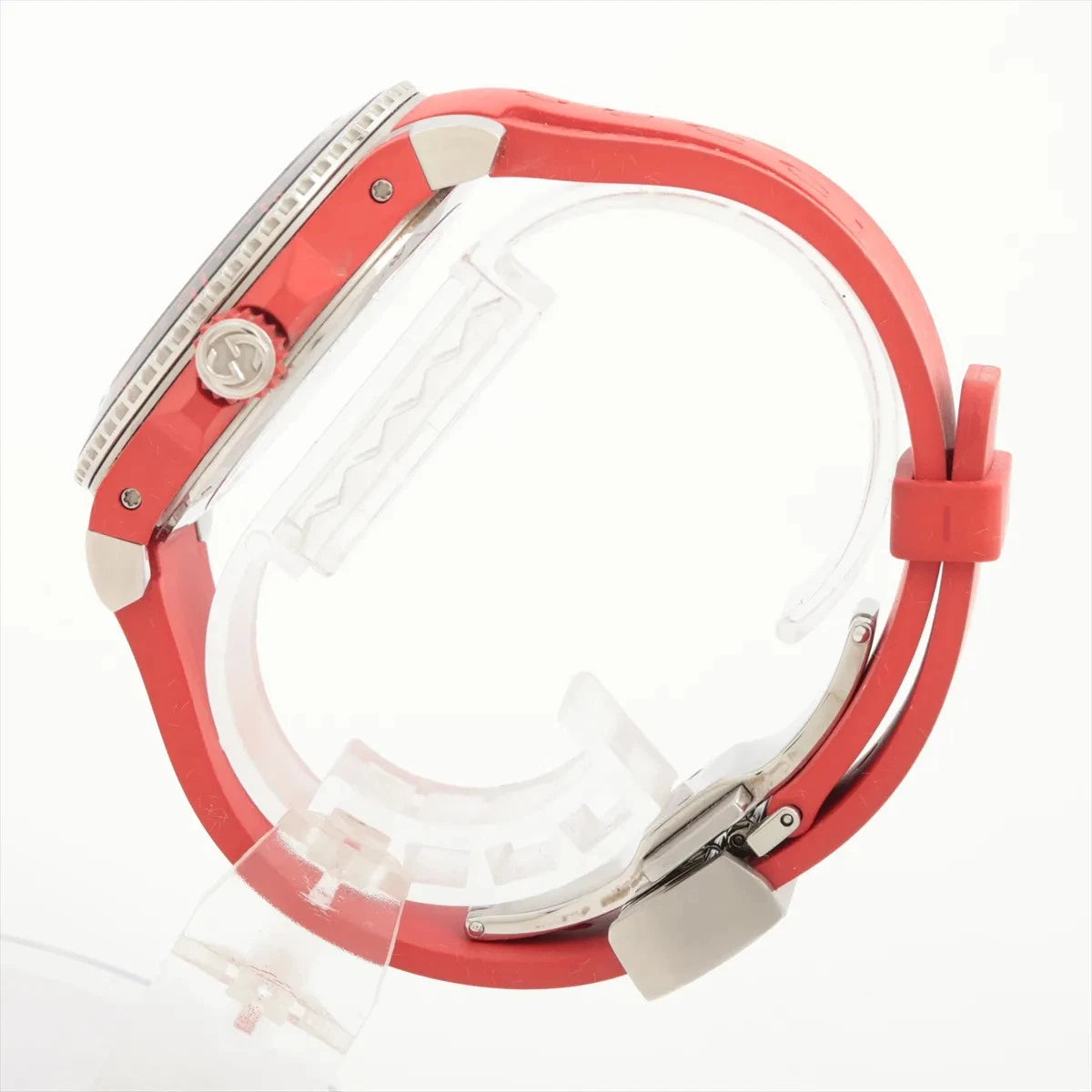 Gucci Dive 40mm Red Rubber Men's Watch YA136309 – product view 2