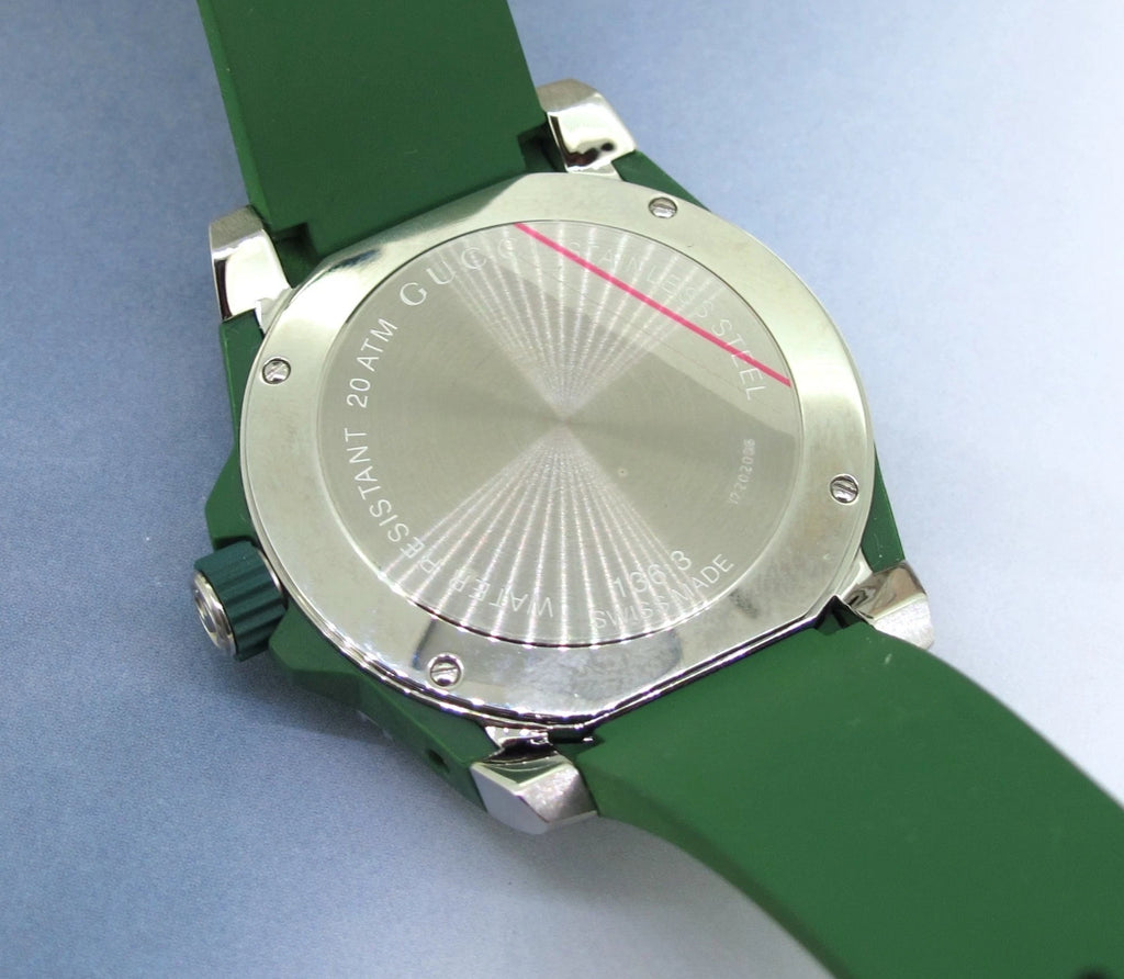 Gucci Dive 40mm Green Rubber Men's Watch YA136310 – product view 3