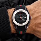Gucci Sync XXL YA137101 black men's watch on wrist